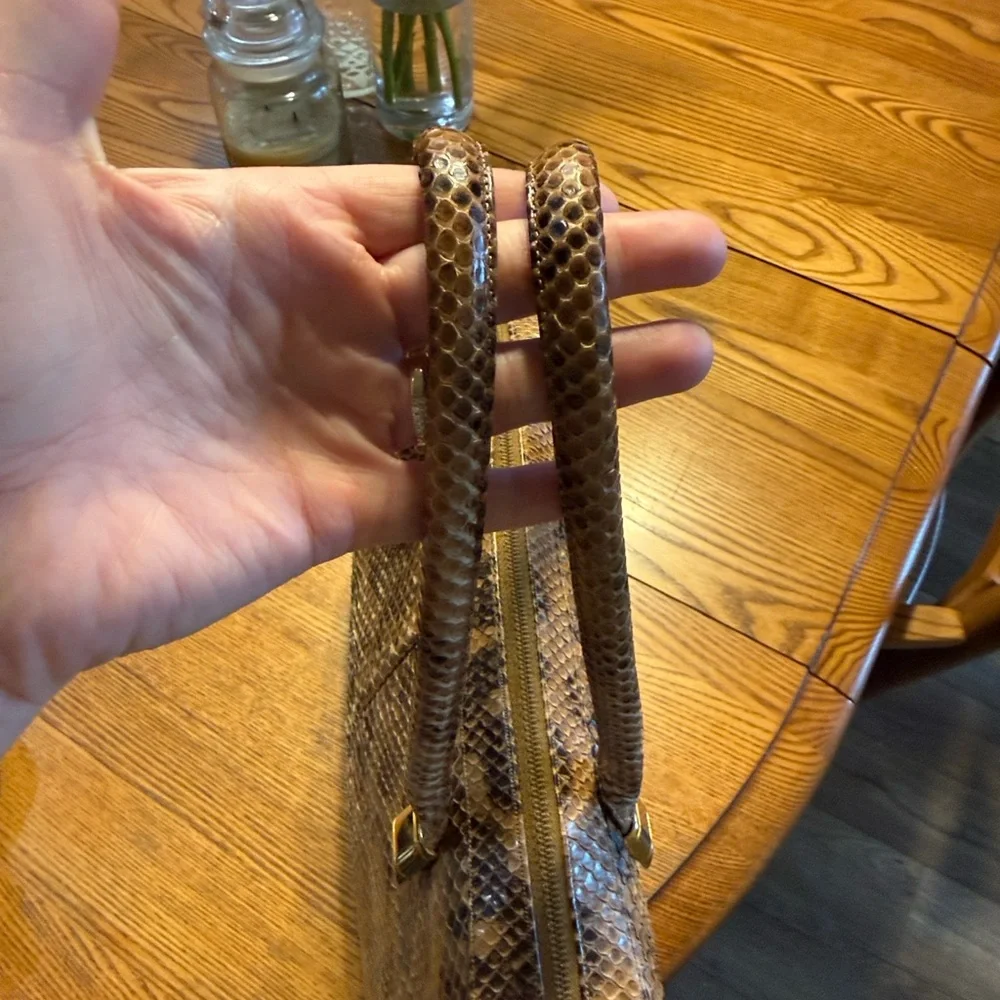 Judith Leiber Python Vintage - Picture 9 of 15